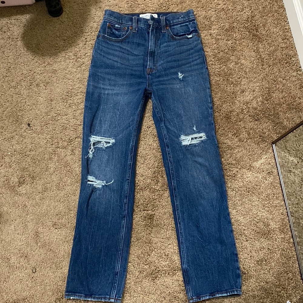 Abercombie & Fitch Ankle Straight Ultra High Rise Jeans